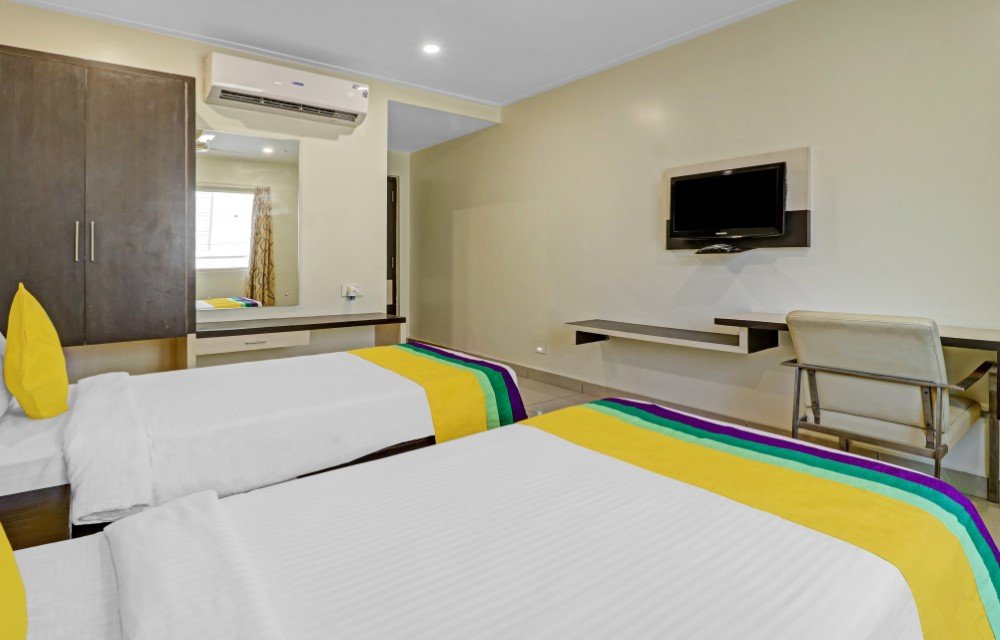 Deluxe Twin Room in Kanuru