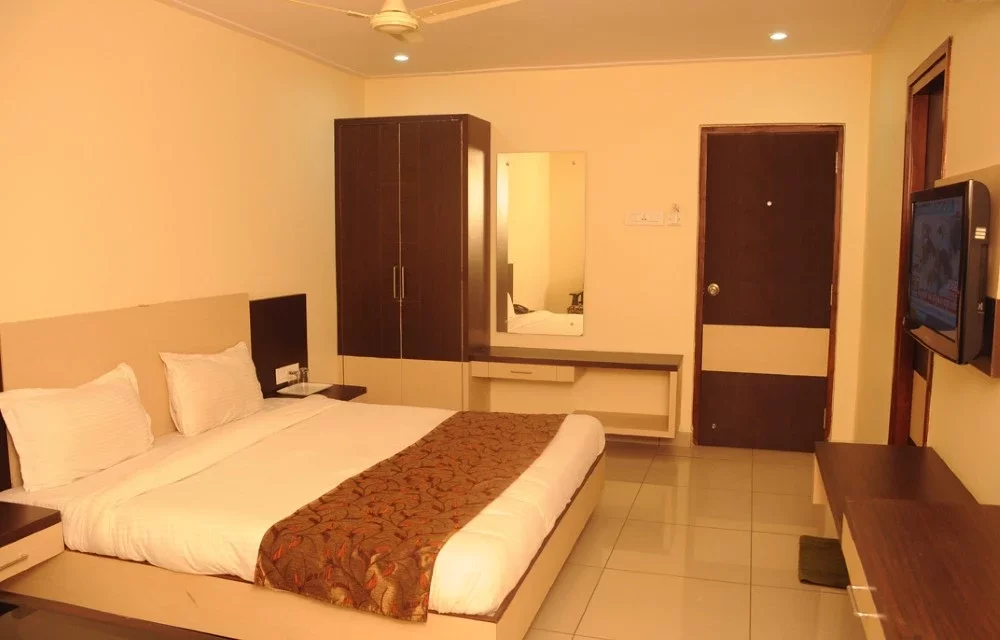 Club Room in Kanuru