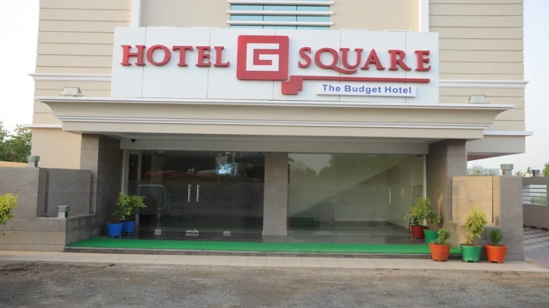 Hotels G Square